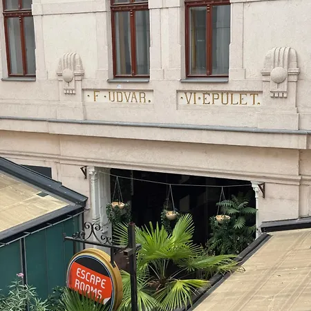 아파트 Gozsdu By True Estate